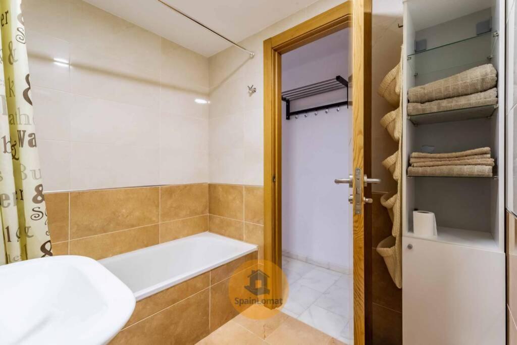 Apartamento Apartamento con amplia terraza en Fuengirola Exterior foto
